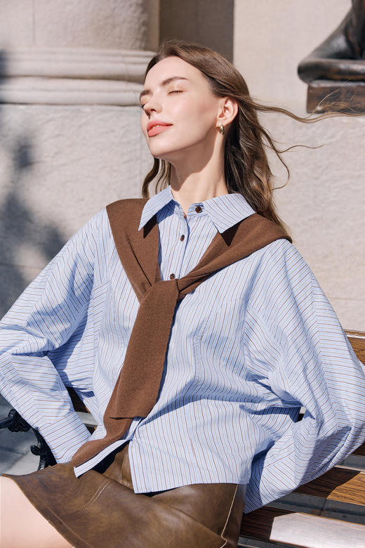 【百图lulu定制】【松弛感条纹衬衫】全棉  清爽 蓝色 条纹 腔调 蝙蝠衫 长袖衬衫 商品图3