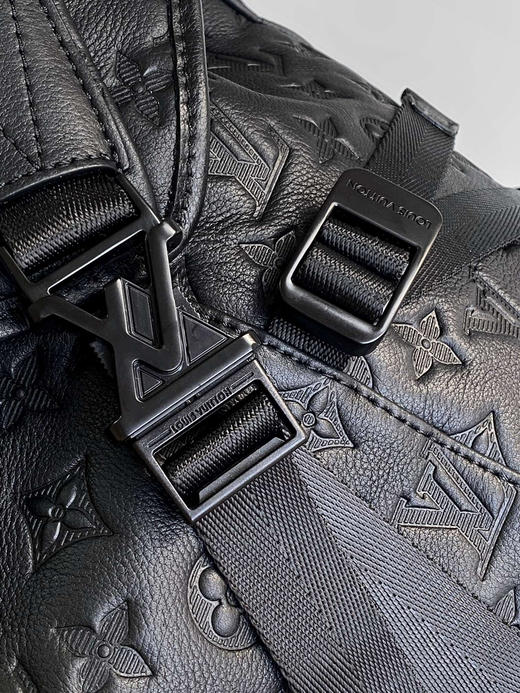 春季特惠💰1150 原单LV变码芯片M24776 M46792Getaway 大号双肩包 商品图4