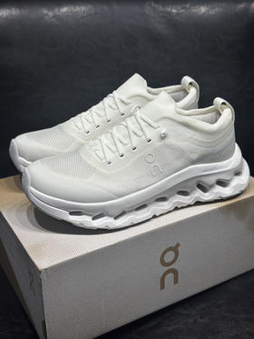 春季特惠💰320 Zendaya x Law Roach x On 昂跑 Cloudtilt Moon 以前卫艺术视角重塑经典鞋型