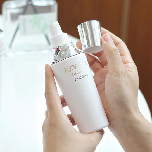 【特卖】REVITAL 悦薇 精华乳II号（滋润型） 130mL 资生堂旗下 日本进口 商品图2