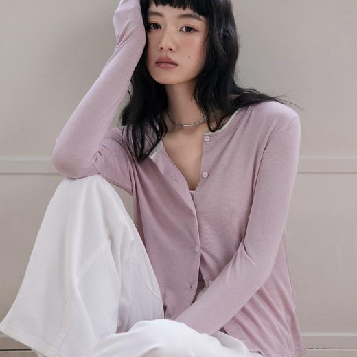 KEMU壳木天丝羊毛醋酸款开衫 天丝醋酸羊毛混纺细软爽滑 穿法随意切换 春夏防晒/秋冬打底叠穿 遮肉显瘦百搭不挑人 商品图0