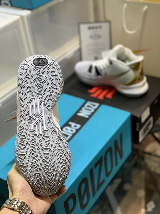 秋冬特惠💰390 Nk Kvrie 7 凯里·欧文7 实战篮球鞋 商品图8
