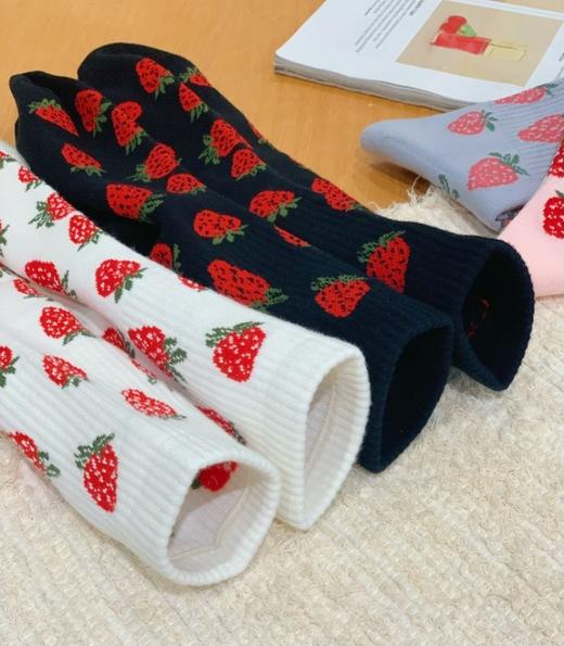 二店y 【发四双】Tabi*门店在售款！出日本订单！“爱马仕”级品质 冬甜系草莓袜 商品图11