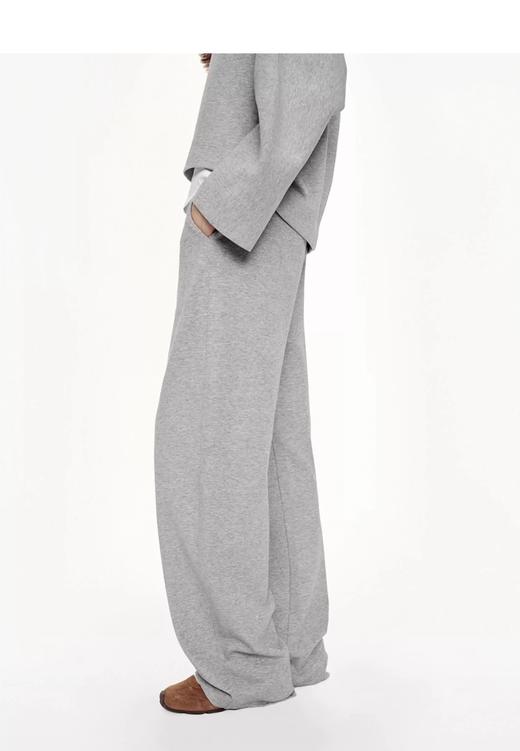 一店z 【三层结构空气层】Moc龟背肌理不易皱"轻暖"套装V领卫衣+弯刀裤 商品图7