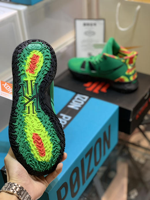 春季特惠💰390 Nk Kvrie 7 凯里·欧文7 实战篮球鞋 商品图8