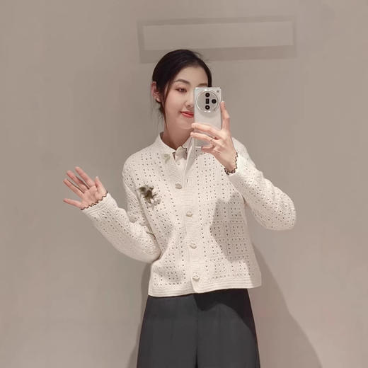 【满满春日氛围！柜3900+】2026甜美温柔风镂空钩花毛衣针织开衫外套女款！ 商品图2