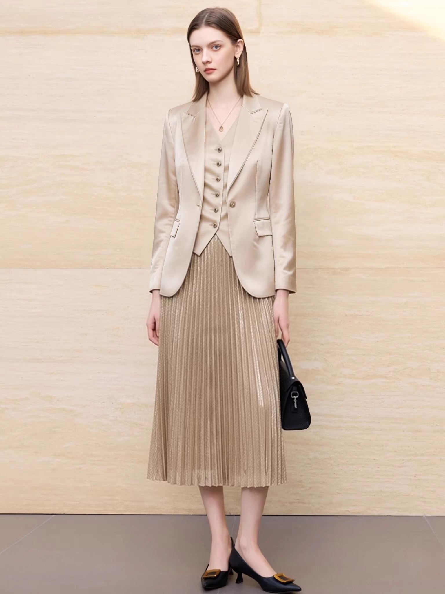 IWY/轻奢优雅风香槟色西装套装女职业装马甲百褶裙三件套高级感CVS339