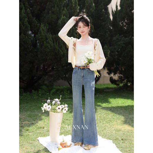 鹿向南「淡蓝栖风」蓝色微喇牛仔裤女春季新款设计感显瘦长款裤子 商品图2