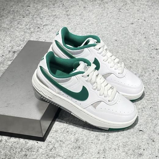 【耐克】新款女款板鞋DX9176-106 商品图3