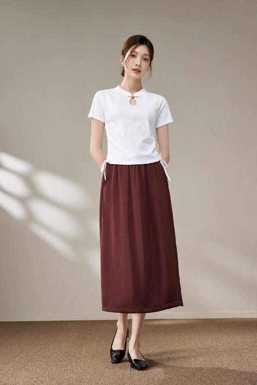 热卖中！！2026 新中式国风套装女 T恤显瘦遮胯A字长裙套装  刺绣盘扣短袖简约气质休闲百搭 商品图5