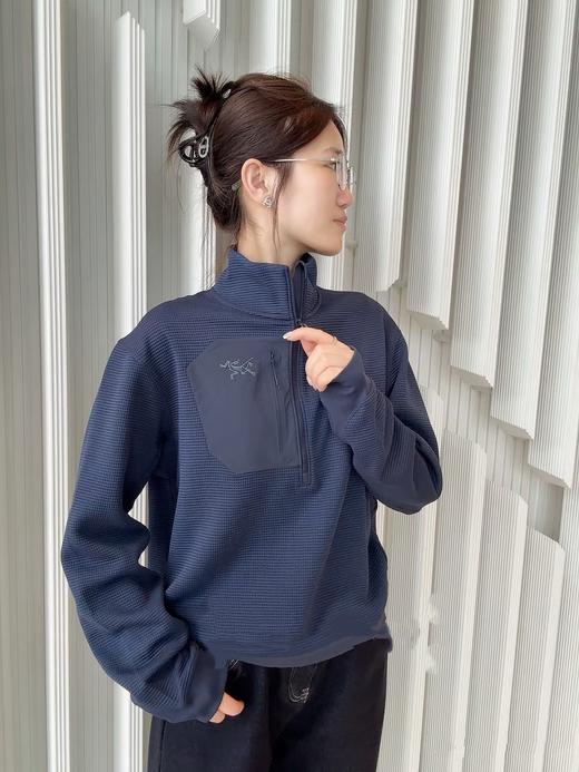 点此购买 始祖鸟OLERA系列女士华夫格半拉链卫衣 bk 340754 商品图3