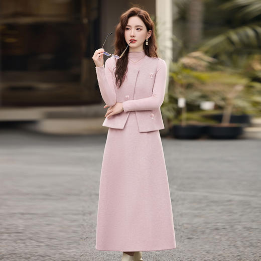 【预售7天】时尚套装2026春季新款小香风马甲+打底衫+半裙三件套裙 XM111 商品图3