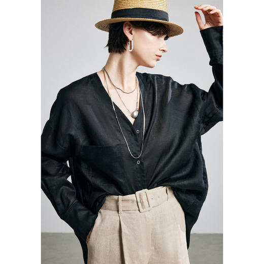 100%苎麻长袖衬衫女2026年春夏新款V领宽松通勤纯色麻料衬衣 商品图2