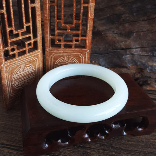 【天然正品】天然新疆且末料细腻一级白油润度佳55.5号和田玉手镯55.5号（皆取最大值）120226NJT52 商品图5