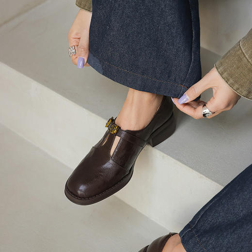 2026新款四季女鞋羊皮花朵复古风小皮鞋黑色舒适低帮浅口单鞋40码 商品图3