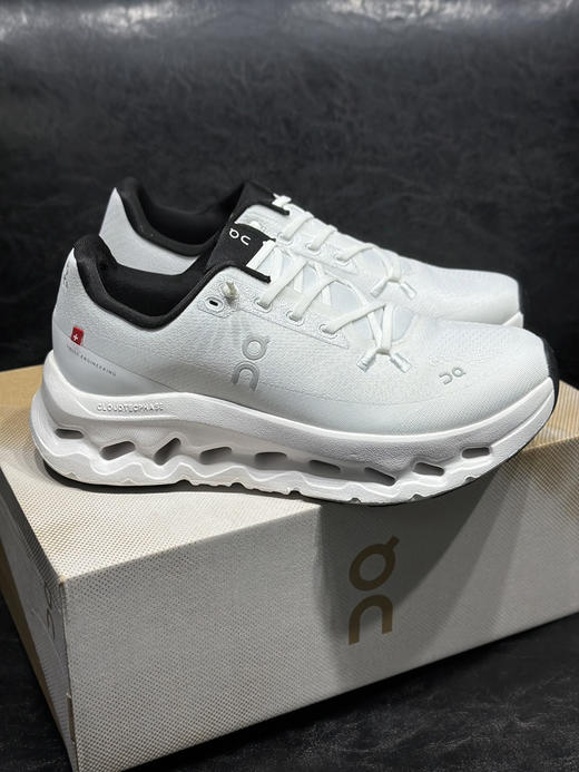 春季特惠💰320 欧版 出货 昂跑 tilt 海外楦头大脚掌 商品图1