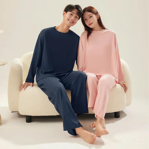 春夏款情侣套装【QINGFAN 华夫格长款家居服】丝滑裸感亲肤 经典百搭纯色系  高弹不紧绷 好看又舒适 双口袋 商品图5