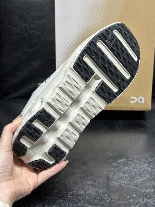 春季特惠💰320 欧版 出货 昂跑 tilt 海外楦头大脚掌 商品图5