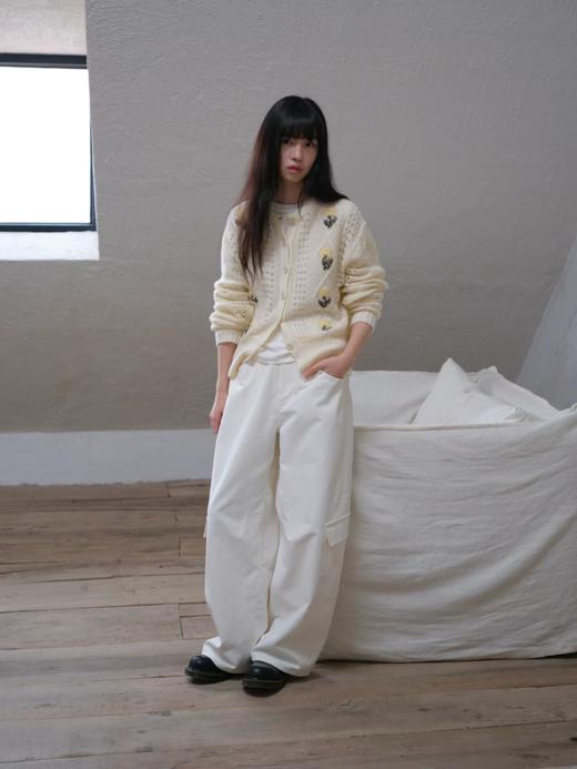 步履不停/6A13330C/花朵提花开衫毛衣 商品图3