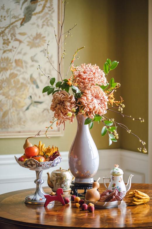 独角鹿西洋古董1875-1876年代法国御窑塞弗尔签名出品手绘描金阿拉伯花卉纹装饰粉紫变色釉瓷花瓶一对 商品图0