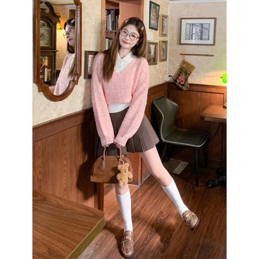 <曾小咸推荐>2.27现货秒杀 ！微信超特价！韩系粉色polo领短款针织衫两件套 日常229.99 立减130 秒杀99.99！ 商品图3