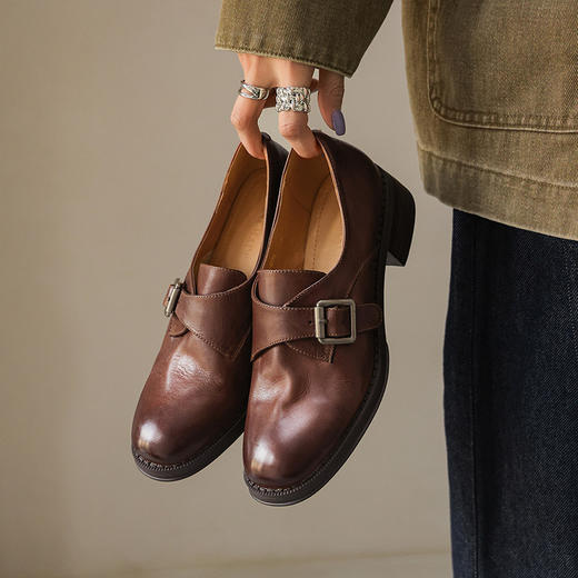 水洗头层牛皮皮带扣圆头复古风小皮鞋！2026一脚蹬粗跟浅口单鞋女乐福鞋！ 商品图2