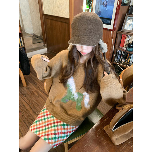 <曾小咸推荐>2.27现货秒杀 ！微信超特价！韩系植绒复古咖色毛衣 日常219.99 立减130 秒杀89.99！ 商品图2