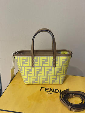 Fendi mini Roll tote 柠檬黄 老花拼皮 斜挎包