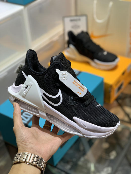春季特惠💰420 Nk LeBron Witness 6EP 詹姆斯男子实战篮球鞋 商品图0