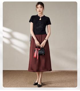 热卖中！！2026 新中式国风套装女 T恤显瘦遮胯A字长裙套装  刺绣盘扣短袖简约气质休闲百搭