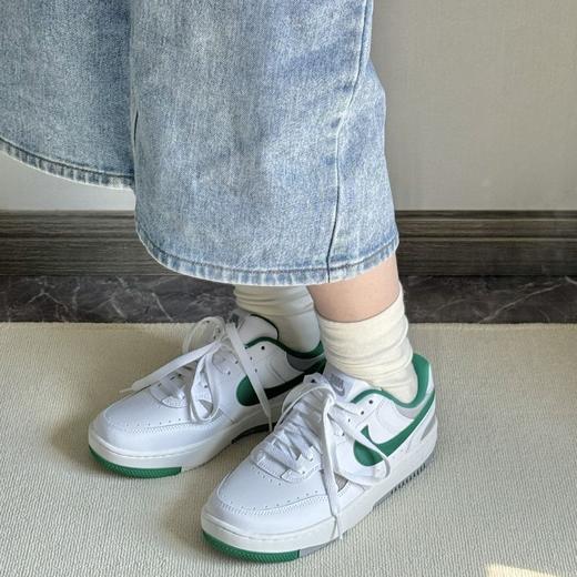 【耐克】新款女款板鞋DX9176-106 商品图2