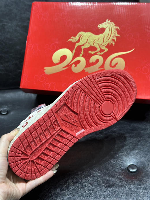 秋冬特惠💰430 Air Jordan 1 low 马年限定 乔一低帮倒钩板鞋 公司品质出货 商品图8