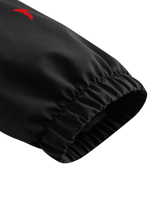 安踏无氟防泼水运动外套男士2026新款跑步训练梭织上衣152617624 商品图3