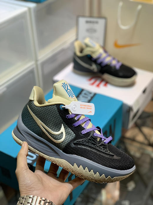 春季特惠💰360 Nk Kvrie 4 凯里·欧文4 实战篮球鞋 商品图0