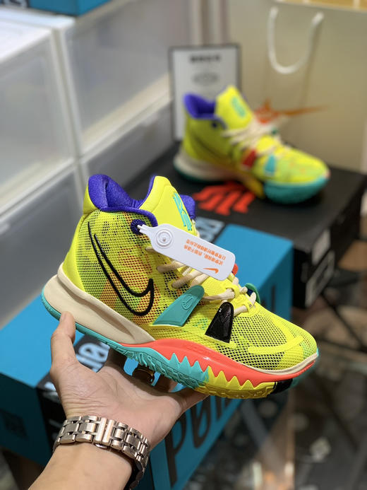 春季特惠💰390 Nk Kvrie 7 凯里·欧文7 实战篮球鞋 商品图0