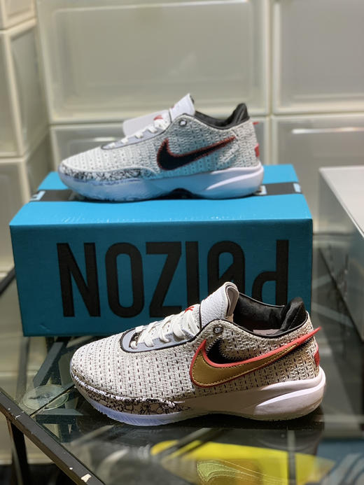 春季特惠💰430 Nk LeBron 20 "Violet Frost" 詹姆斯20 减震防滑耐磨 低帮 实战篮球鞋 男女同款 商品图3