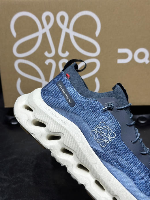 春季特惠💰300 LOEWE 罗意威 x On 昂跑 联名款 Cloudtilt 跑鞋 商品图6
