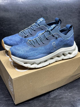 春季特惠💰300 LOEWE 罗意威 x On 昂跑 联名款 Cloudtilt 跑鞋