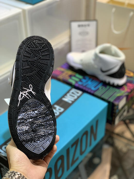 春季特惠💰420 Nk Kvrie 6 凯里·欧文6 实战篮球鞋 商品图8