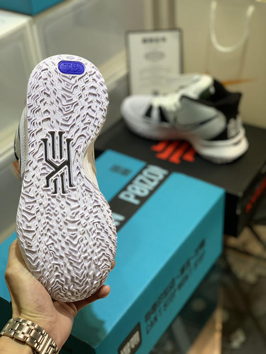 秋冬特惠💰390 Nk Kvrie 7 凯里·欧文7 实战篮球鞋 商品图8