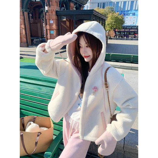 <曾小咸推荐>3.3 现货秒杀 ！微信超特价！韩系羊羔毛连帽外套 日常279.99 立减140 秒杀139.99！！粉色加绒休闲裤 日常169.99 立减90 秒杀79.99！ 商品图2