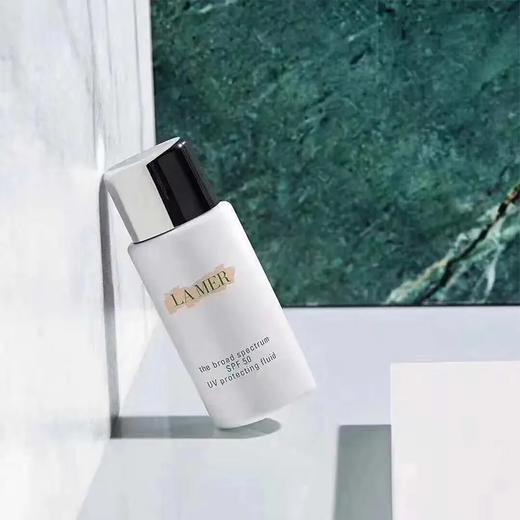 送礼袋【1210跨境仓发货】LAMER海蓝之谜精粹水150ml+海蓝之谜经典面霜60ML （赠海蓝之谜防晒20ml） 商品图12