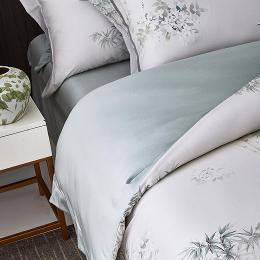 多喜爱 60S兰精天丝四件套 萃嘢/黛雾/墨苒/竹憶/花慕里 【奥地利进口兰精天丝】【礼盒包装】【三方拼框】【专利床单】如丝柔滑 如水沁凉 商品图12