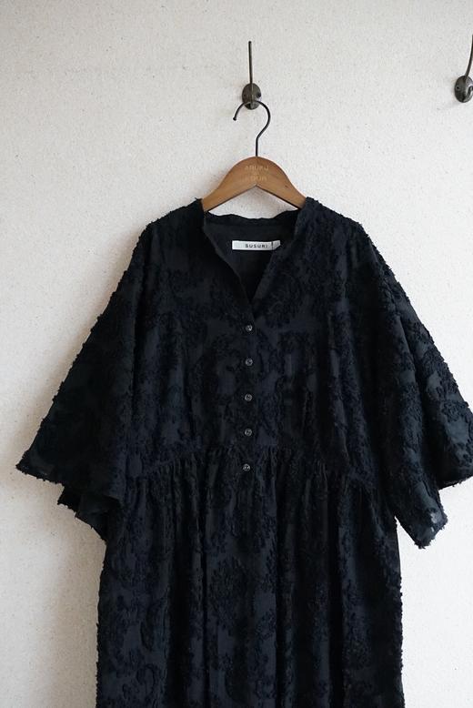 SUSURI 早春限定刺绣连衣裙 商品图6