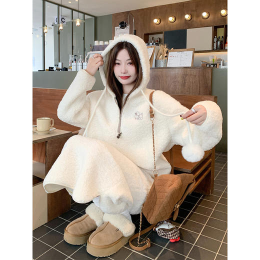 <曾小咸推荐>3.1现货秒杀！微信超特价！韩系米白色摇粒绒连帽卫衣 日常189.99 立减100 秒杀89.99！半裙 日常159.99 立减80 秒杀79.99！ 商品图3