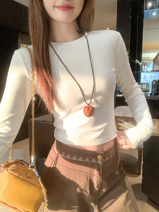 <曾小咸推荐>2.26现货秒杀 ！微信超特价！韩系短款修身长袖t恤 日常109.99 立减60 秒杀49.99！ 商品图6