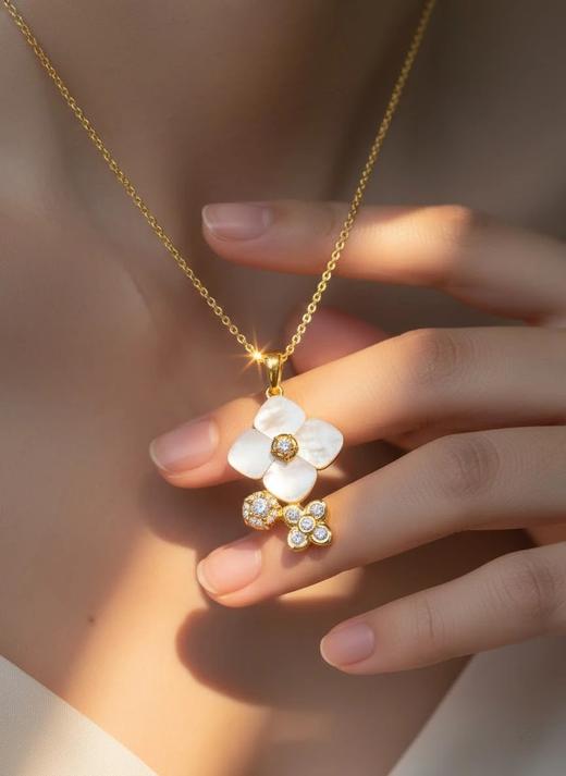 绣球圆满天然贝母项链 银镀金饰品（非质量问题  不退不换） 商品图3