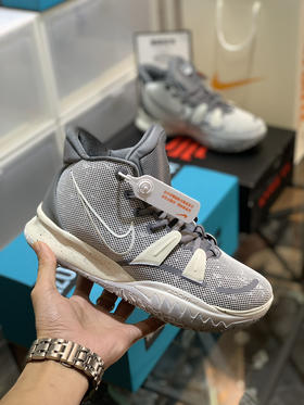 秋冬特惠💰390 Nk Kvrie 7 凯里·欧文7 实战篮球鞋