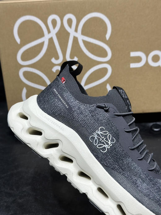 春季特惠💰300 LOEWE 罗意威 x On 昂跑 联名款 Cloudtilt 跑鞋 商品图6