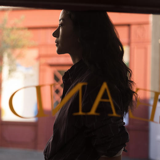 绽放053朵/沙感长绒棉盐缩条纹鱼骨设计长袖衬衫女春新款百搭上衣 商品图4